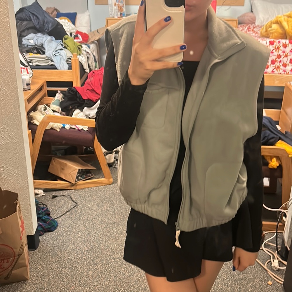 Size small vest